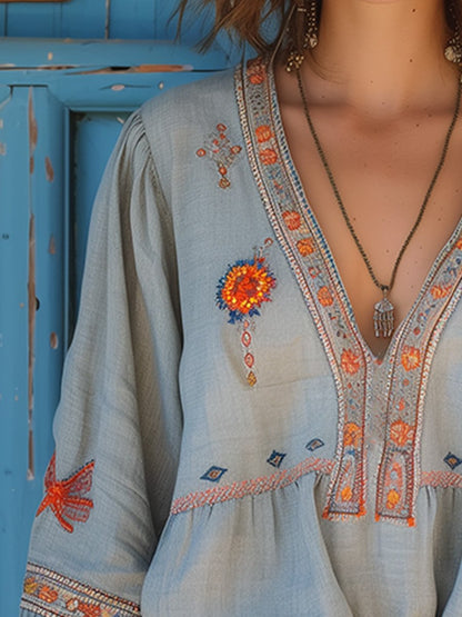 Blouse femme décolletée V avec dentelle brodée