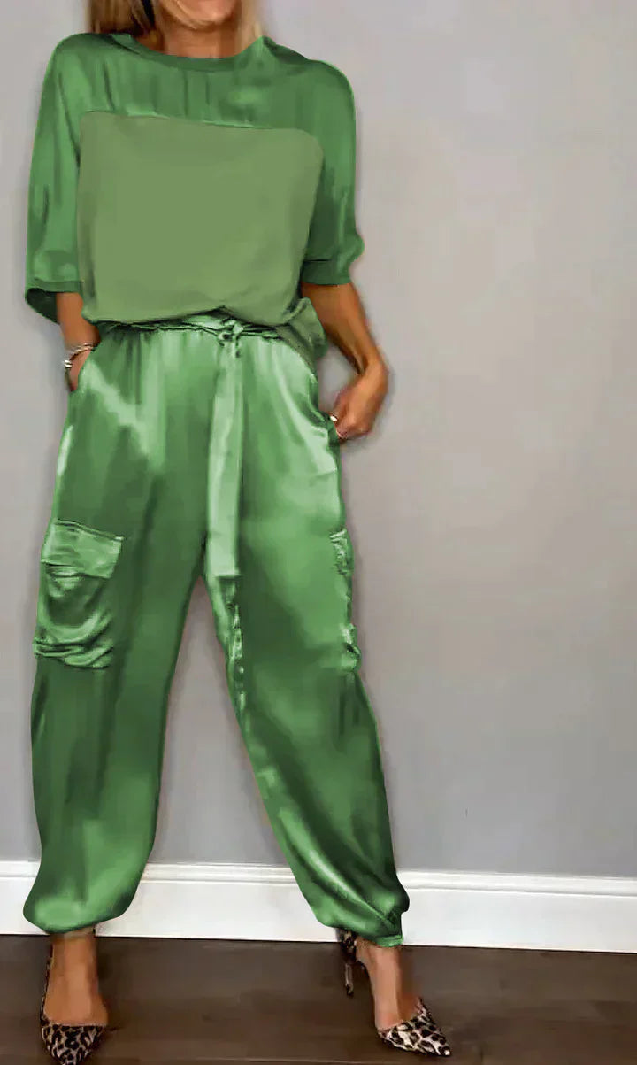 Costume Femme Chic Beige Pantalon et Haut Décolleté