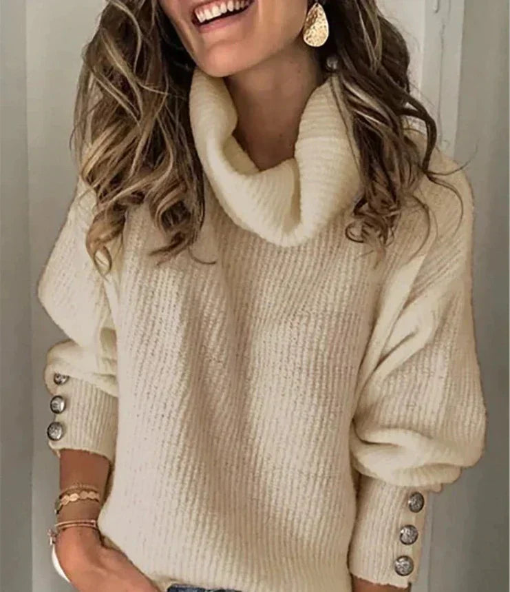 Pull Blanc Col Roulé Élégant avec Boutons Décoratifs - PanierRoyale