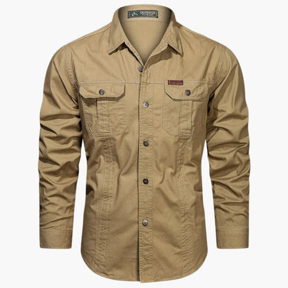 Chemise de plein air avec poches et boutons, pratique et élégante pour tous les jours