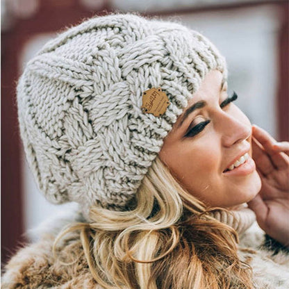 Chapeau femme tricoté épais et chic