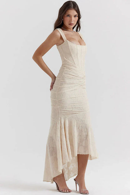 Robe de soirée sans bretelles en dentelle élégante