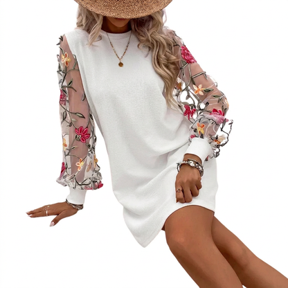 Robe Femme Manches Transparentes Brodées Coupe Élégante