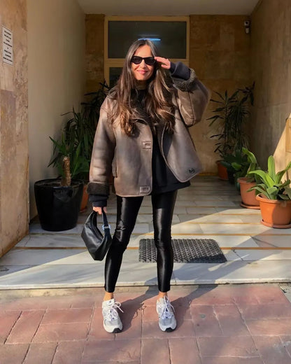 Veste en cuir synthétique femme élégante