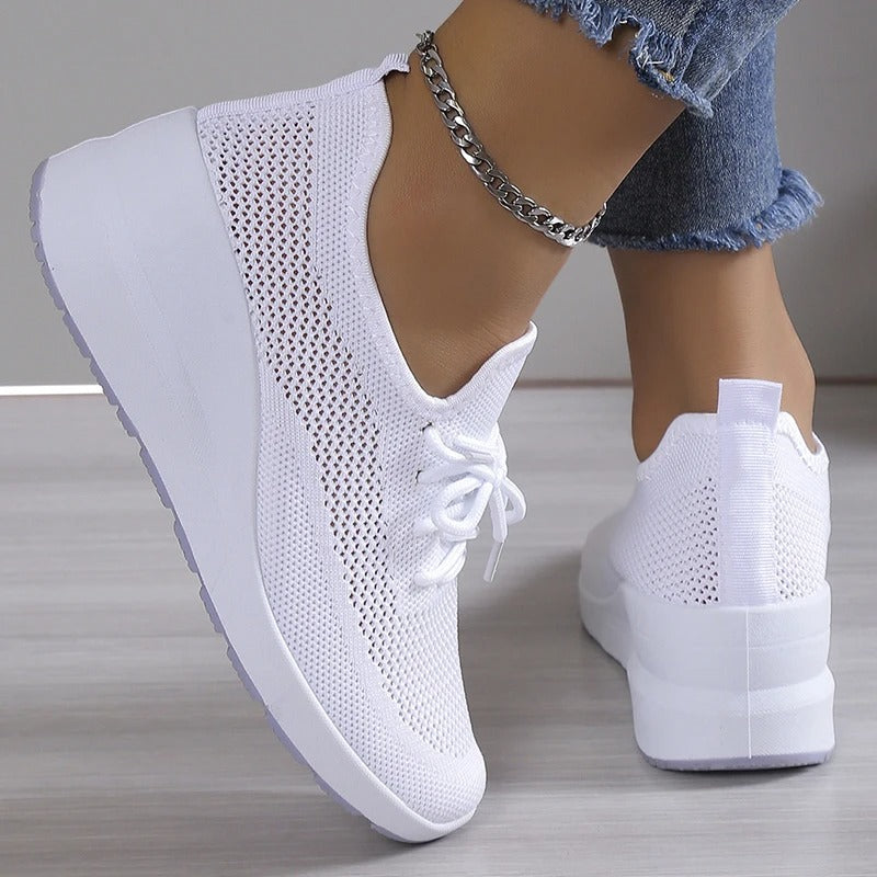Chaussures de running femme légères et respirantes beige
