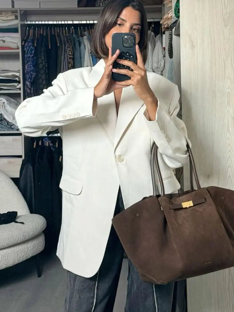 Sac à Main Cuir Brun avec Fermeture Dorée et Bretelles Réglables