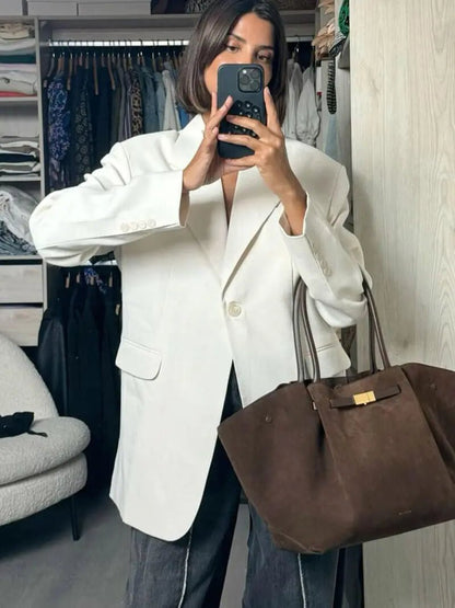 Sac à Main Cuir Brun avec Fermeture Dorée et Bretelles Réglables