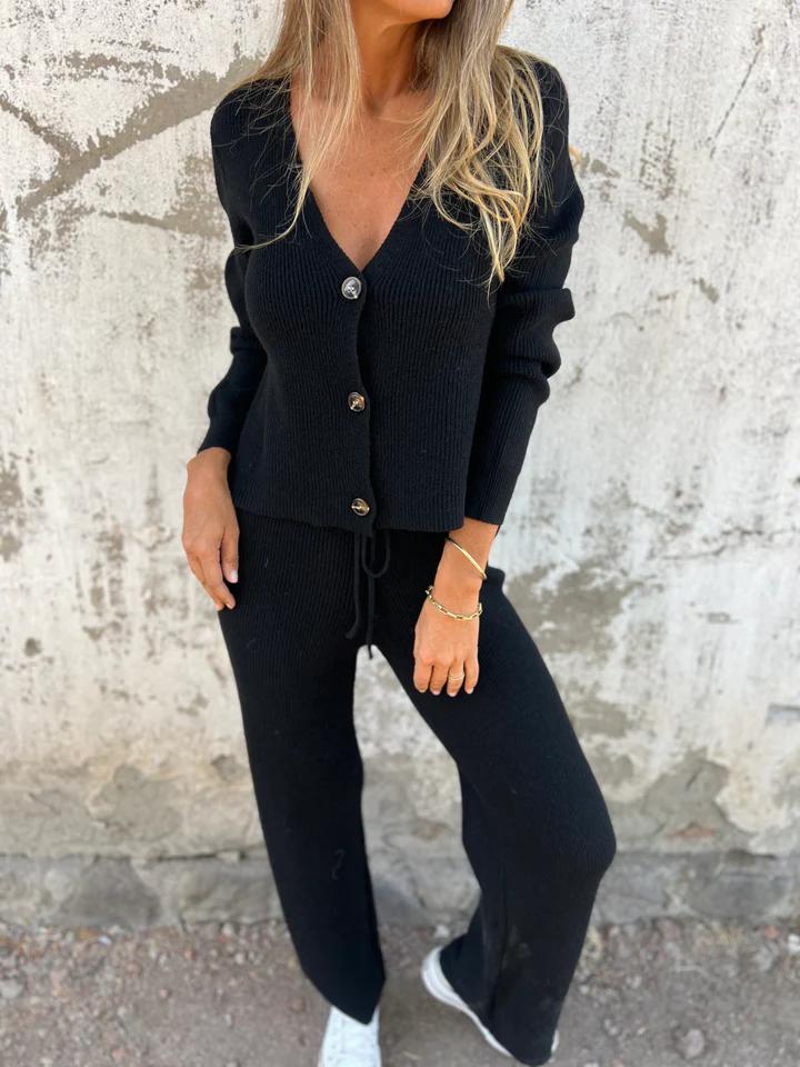 Costume Hiver Femme Cardigan et Pantalon Col V