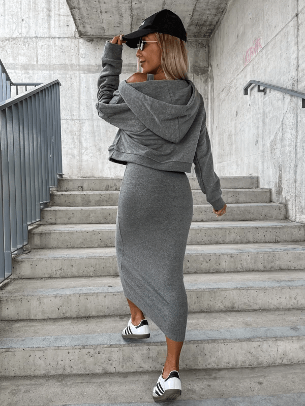 Ensemble urbain deux pièces : pull crop et jupe mi-longue