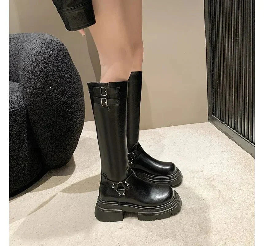 Bottes Hiver Talons Plats en Cuir avec Boucles