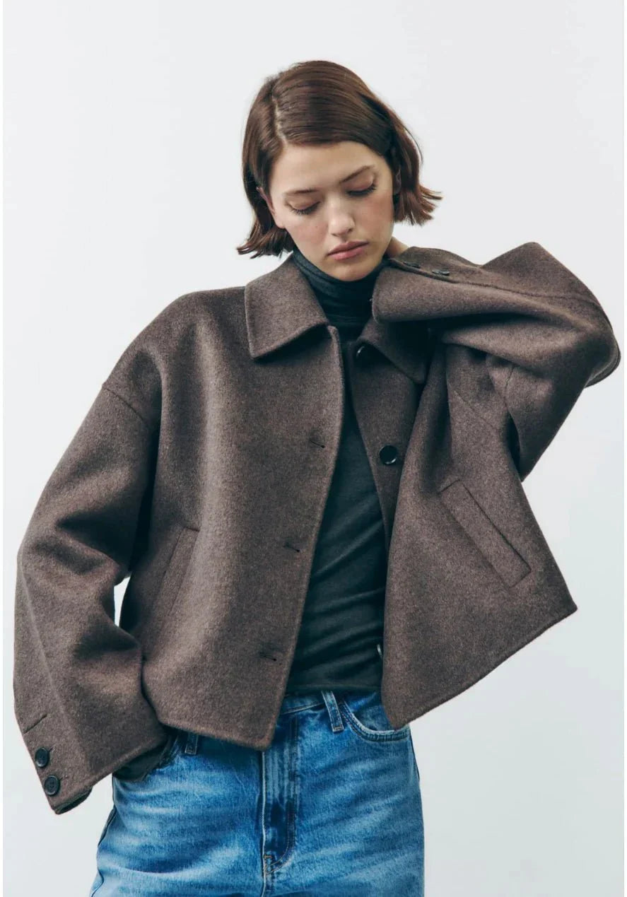 Veste femme oversize - Court manteau élégant à boutons - BerlinGlamour
