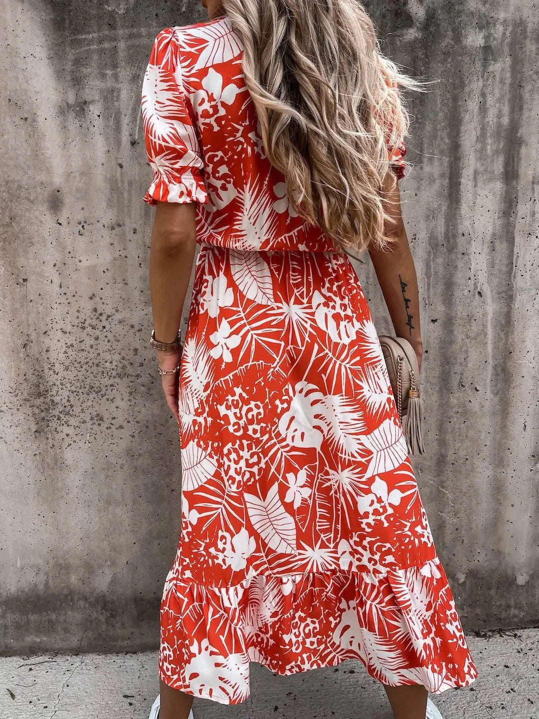 Robe Été Fleuri Boutons et Fente - Féminine et Confortable