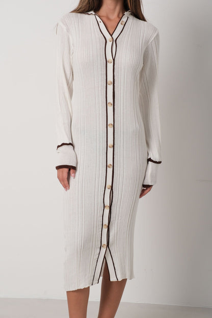 Robe Tricotée Femme Boutons Contraste Élégante