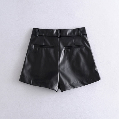 Shorts cuir femme élégants avec détails brodés