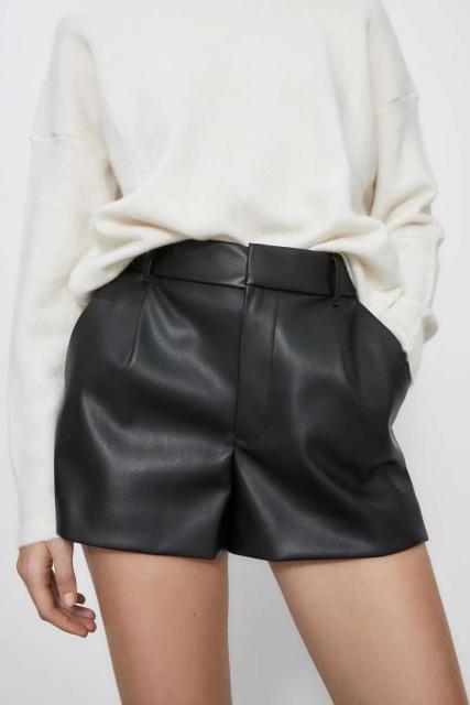 Shorts cuir femme élégants avec détails brodés