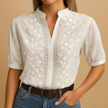 Blouse Femme Coton Broderies Florales Coupe Ajustée