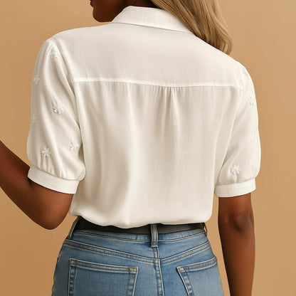 Blouse Femme Coton Broderies Florales Coupe Ajustée