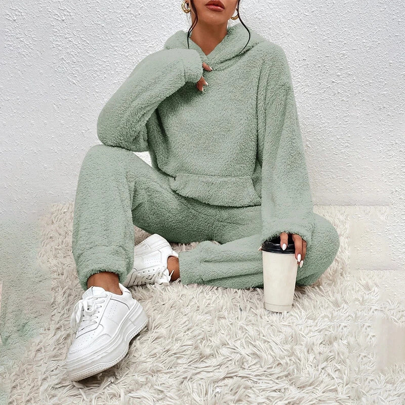 Pyjama Femme Hiver Chaud et Confortable avec Capuche