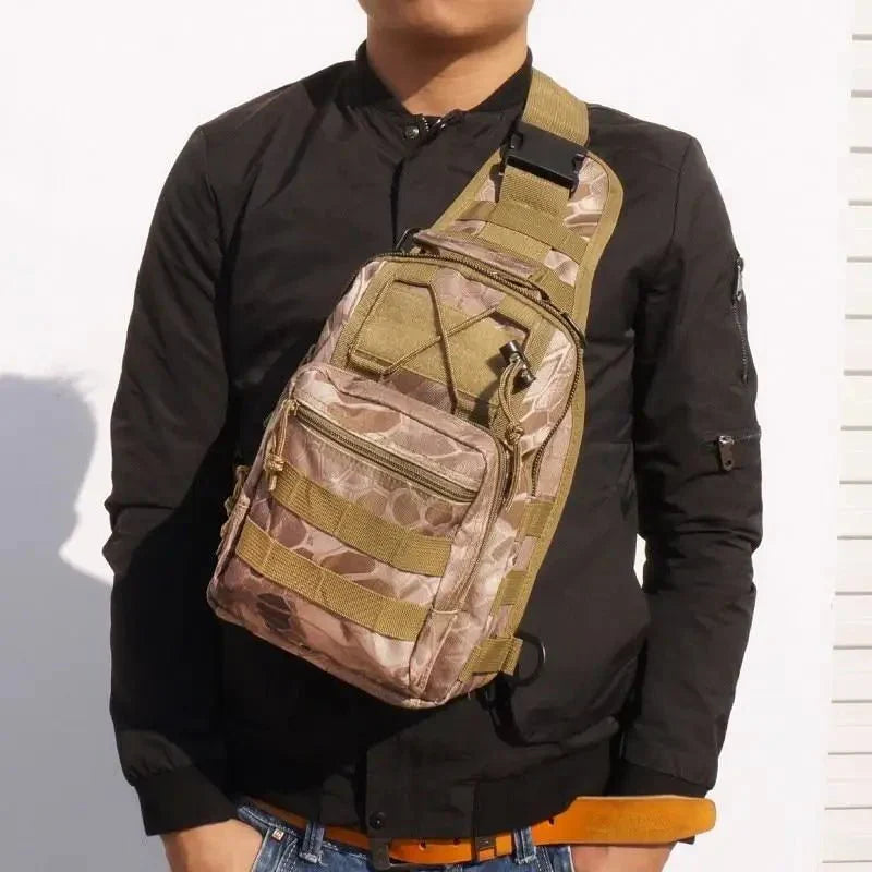 Sac à dos Homme Randonnée Étanche et Réglable