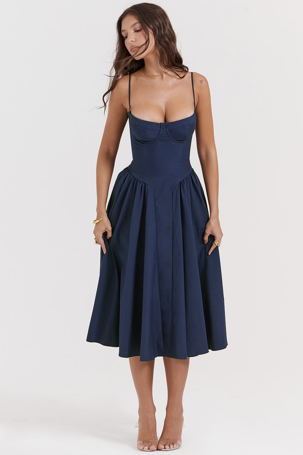 Robe Midi Femme Bretelles Fines Coupe Fluide Manches Sans