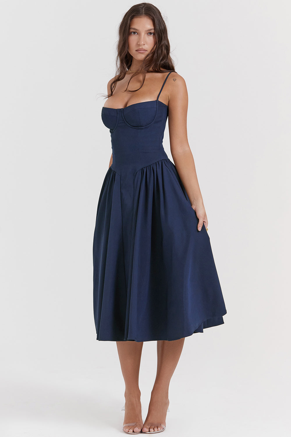 Robe Midi Femme Bretelles Fines Coupe Fluide Manches Sans