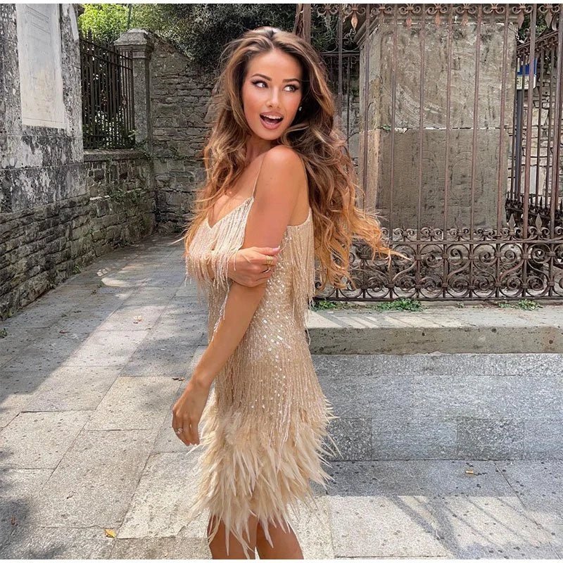 Robe Cocktail Femme Courte Éclairée Paillettes - BerlinGlamour