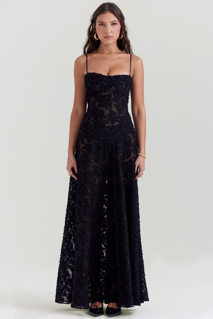 Robe de Soirée Chic en Dentelle avec Bretelles Réglables - PanierRoyale