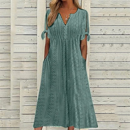 Robe Été Dentelle Col V Légère et Féminine