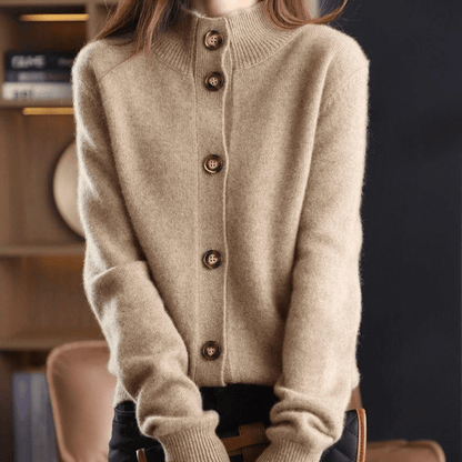Cardigan Femme Col V Doux et Élégant