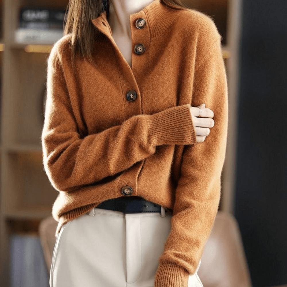 Cardigan Femme Col V Doux et Élégant