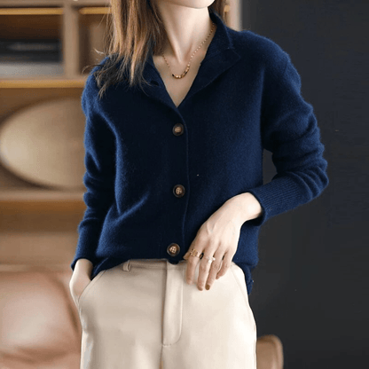 Cardigan Femme Col V Doux et Élégant