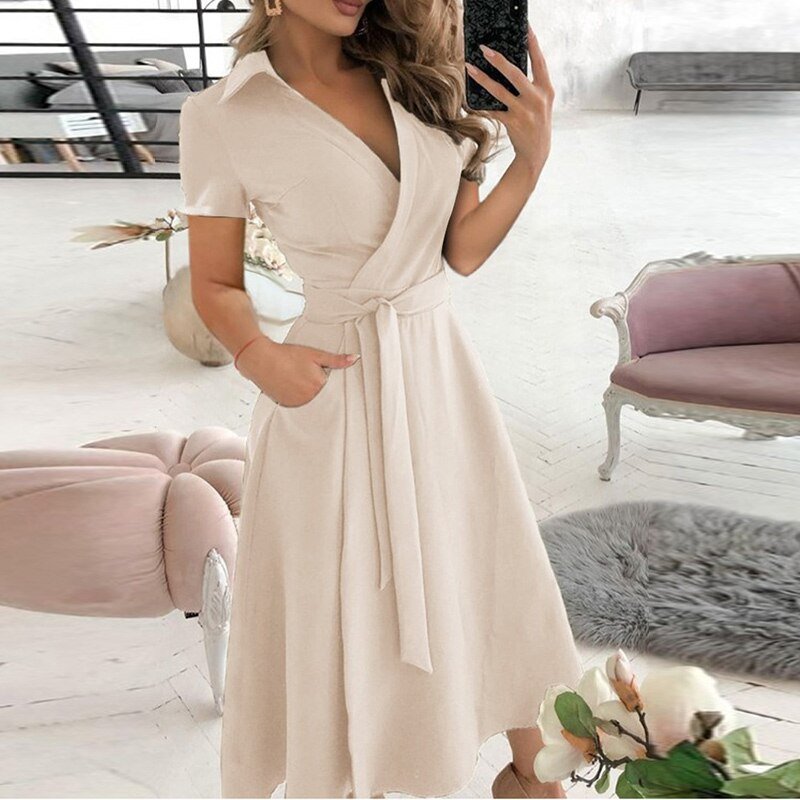 Robe Féminine Mi-Mollet Élégante pour Femme