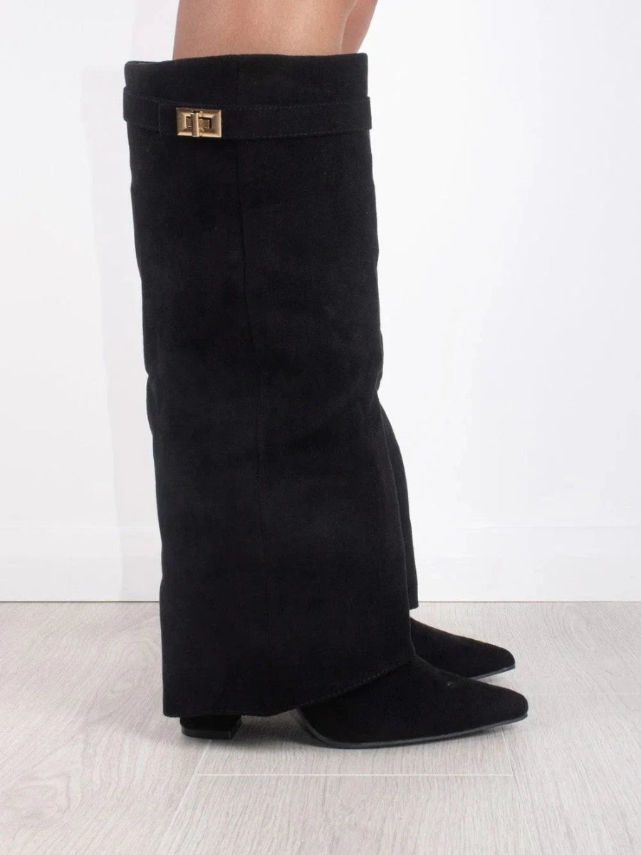Bottines Femme en Suede Noir avec Détails Dorés