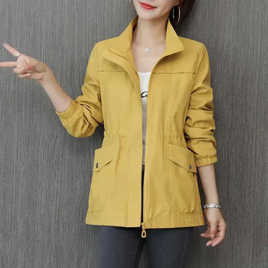 Veste femme coupe-vent légère et élégante