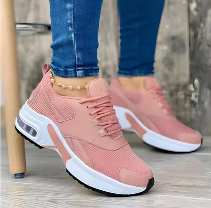 Baskets Femme Blanche et Noir Sport Chic